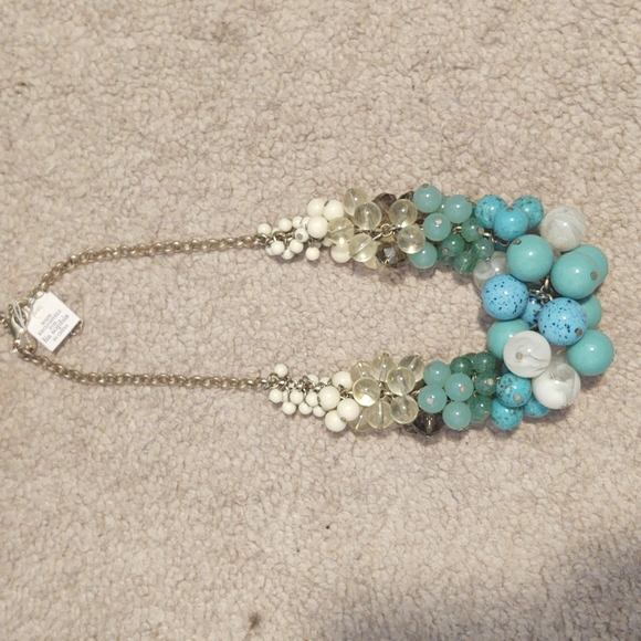 Turquoise beaded necklace - Picture 1 of 4